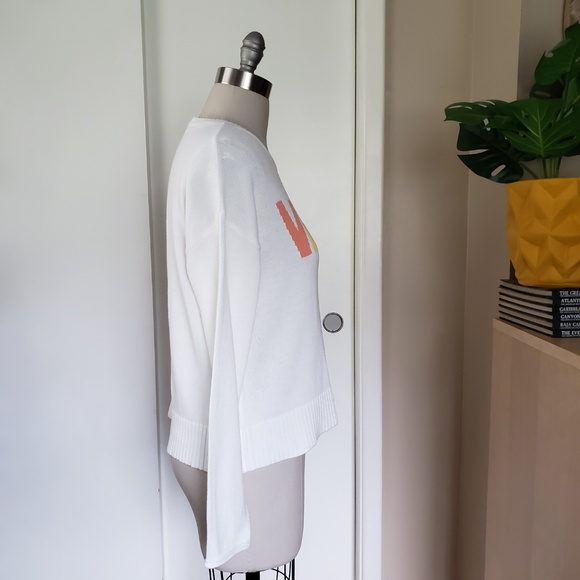 Vacay Premium Sweater Size Small NEW! - Picture 7 of 14